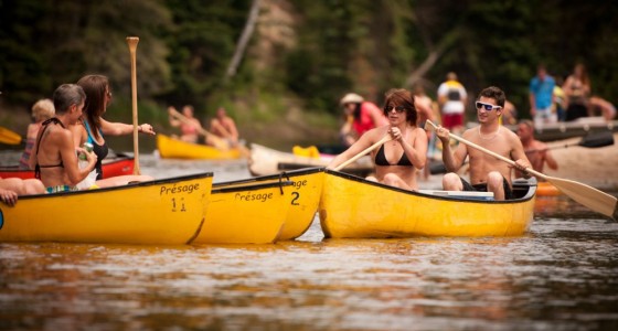 Activités de canot & kayak en groupe sur la Rivière-Rouge