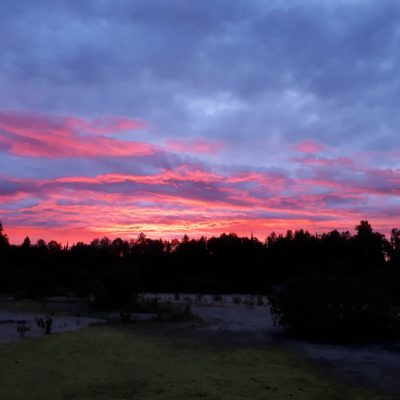 Couché du soleil sur la rivière Rouge