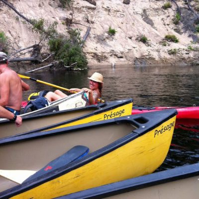 Descente de la rivière Rouge en groupe